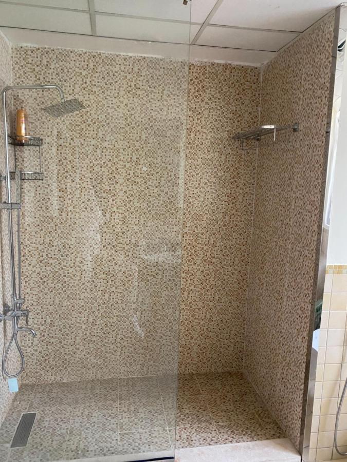 Lunar Hostel Plus ドバイ エクステリア 写真